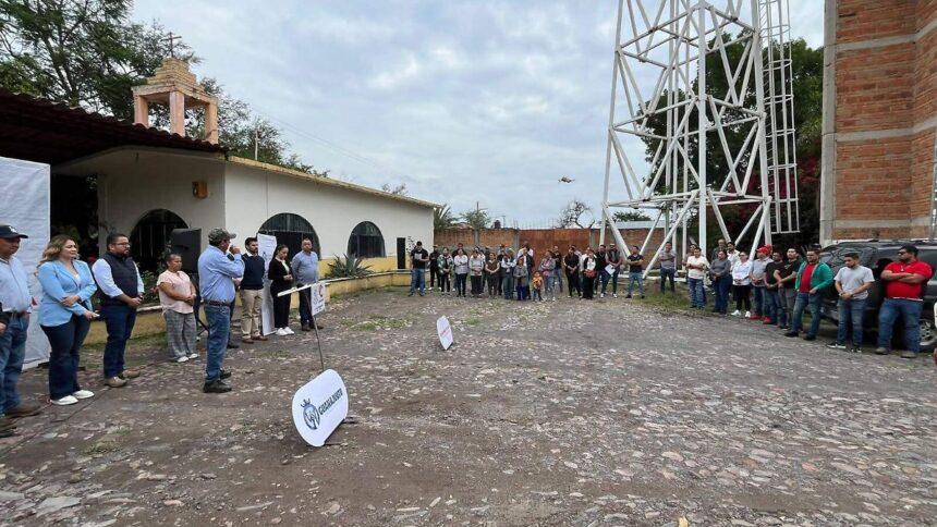 Inicia pavimentación de calle Sendero de Guadalupe en La Palma