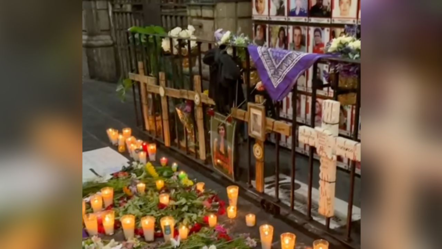 Instalan memorial para Claudia Tacoronte frente al Palacio de Gobierno de Morelos