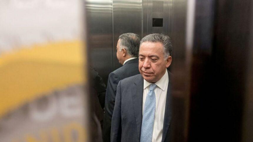 Inzunza evita responder a señalamientos de Trump contra México por narcotráfico