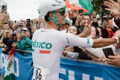 Isaac del Toro agradece el apoyo tras terminar llorando en el Mundial