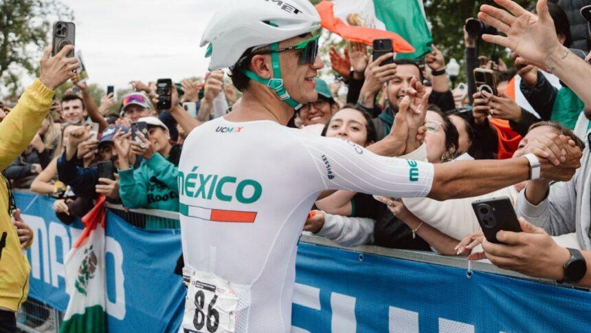 Isaac del Toro agradece el apoyo tras terminar llorando en el Mundial