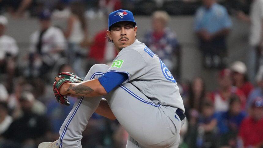 José Rodríguez debuta en MLB con Blue Jays y poncha a Rangers