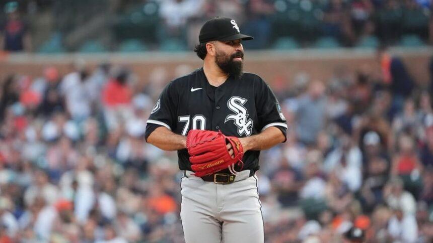 José Urquidy deja a Chicago White Sox y llega a Philadelphia Phillies