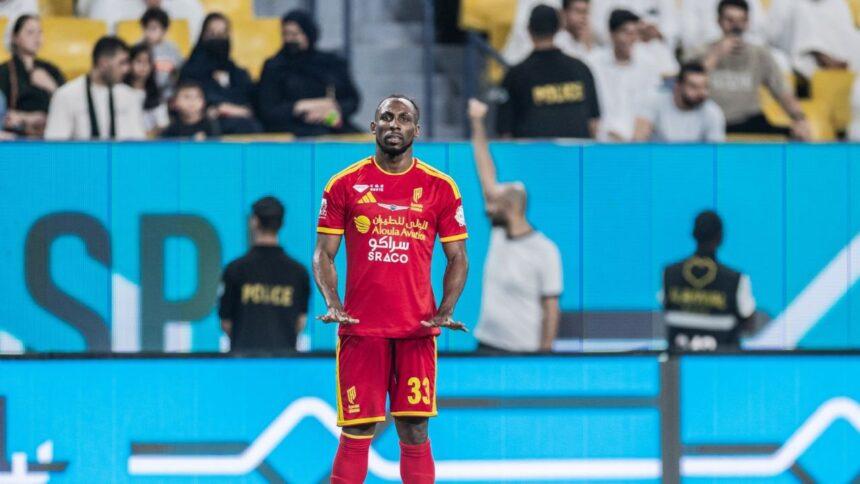Julián Quiñones marca su segundo gol de la temporada en triunfo del Al Qadsiah