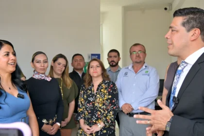 Leo Montañez inaugura nuevo Centro de Infancia Feliz