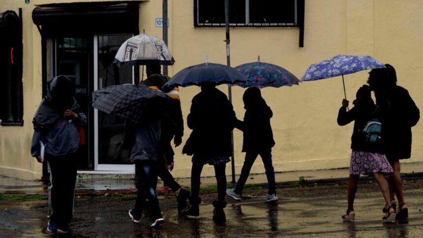 Lluvias intensas suspenden clases en Ahome, Guasave y tres municipios más