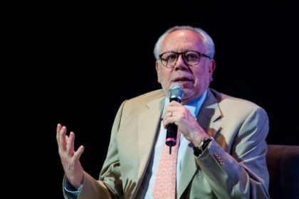 Luis de Llano queda libre tras detención por abuso contra Sasha Sokol