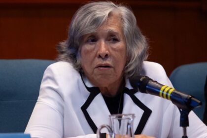 María Estela Ríos cita a AMLO durante sesión de la Corte