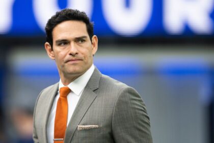 Mark Sánchez acuerda declararse culpable de agresión grave contra un camionero