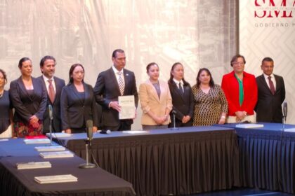 Mauricio Trejo presenta informe con énfasis en seguridad, obra pública y agua