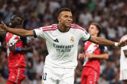 Mbappé resuelve y Real Madrid vuelve al triunfo ante Rayo Vallecano