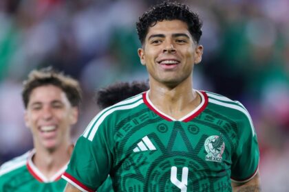 México muestra pundonor ante Perú y suma otro empate con Rafa Márquez