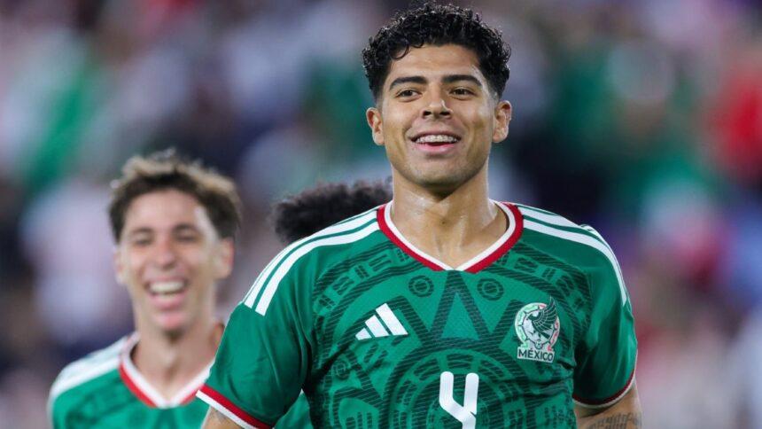 México muestra pundonor ante Perú y suma otro empate con Rafa Márquez