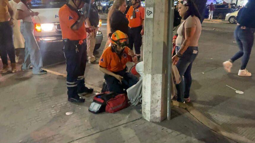 Motocicletas y una riña desatan confusión durante desfile de Irapuato