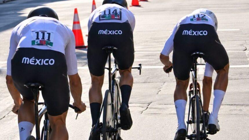 Mundial de Montreal: Ignacio Prado ajusta su cadena sin bajar de la bicicleta