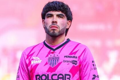 Necaxa sanciona a Luis Jiménez tras gesto ofensivo hacia aficionados