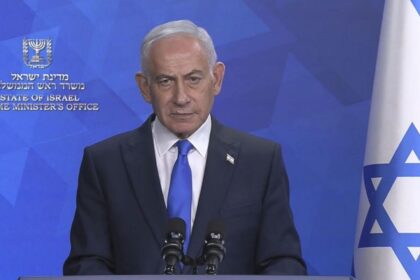 Netanyahu: piloto intentó estrellar avión tras apuñalar a su compañero
