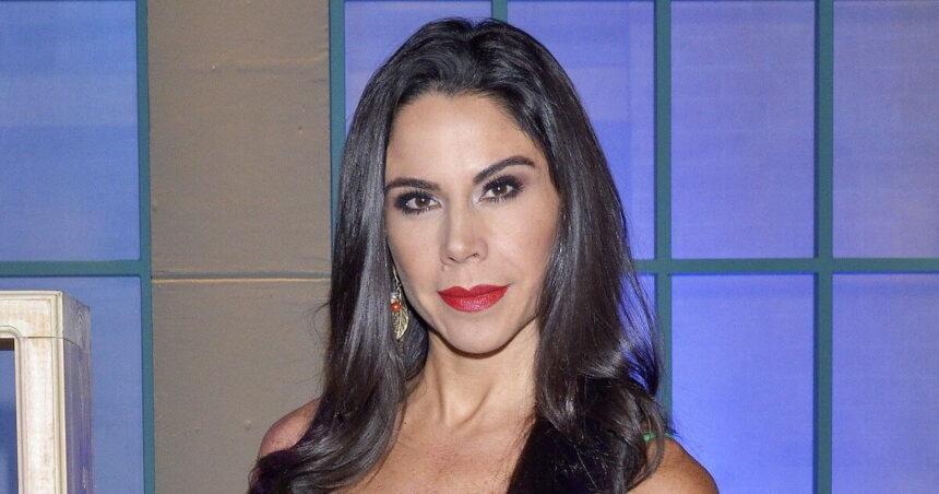 paola rojas perdona a aleks syntek tras retomar polemico episodio.mx2Fa92F5c2Fd20d22bf4708ac2069d3561995552Fpaola rojas clara c Paola Rojas perdona a Aleks Syntek tras retomar polémico episodio con Zague