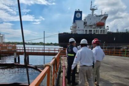 Pemex admite derrame en río Pánuco y lo atribuye a lluvias intensas