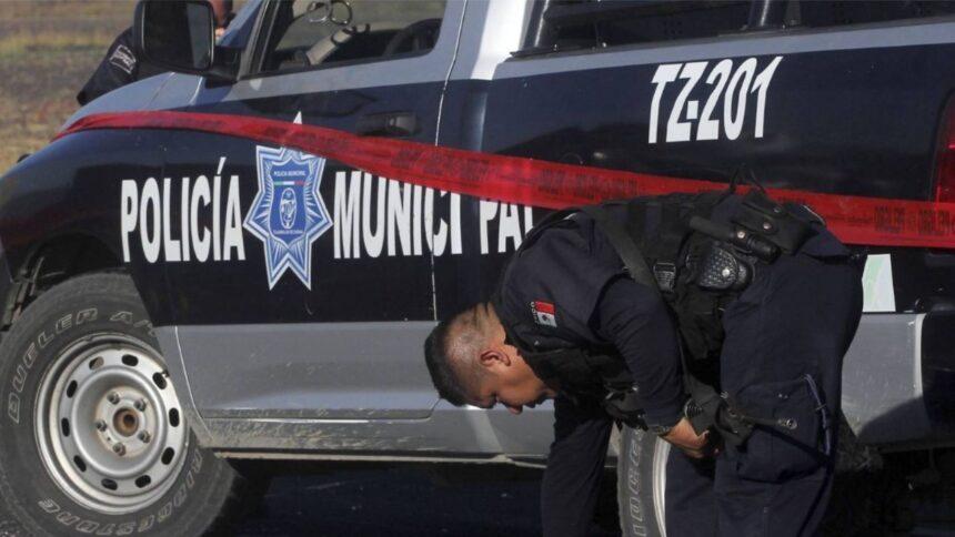 Procesan en Guadalajara a adolescente por asesinar a su padre