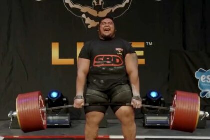 Raúl ‘Tayzon’ Flores rompe récord mundial de peso muerto con 511 kilos