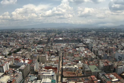 Rayo impacta en CDMX y sismógrafos lo registran como microsismo