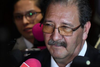 Reginaldo Sandoval cuestiona a Morena y advierte tensión en la 4T