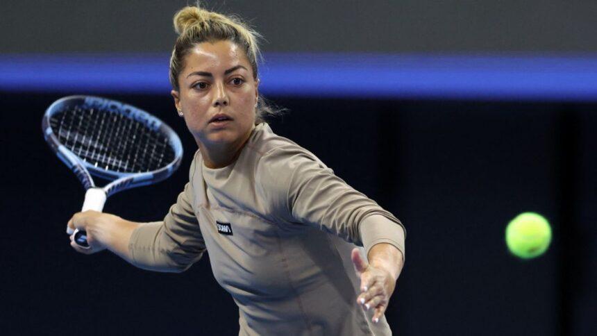Renata Zarazúa cumple 29 con victoria en China y cita con Sabalenka