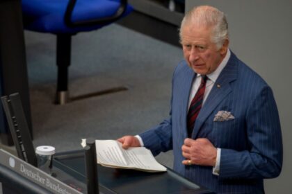 Rey de Inglaterra se reunirá con ejecutivos de IA tras alertas sobre ralentización