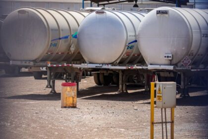 SAT cancela facturación a comercializadoras de huachicol; superan las dos mil empresas