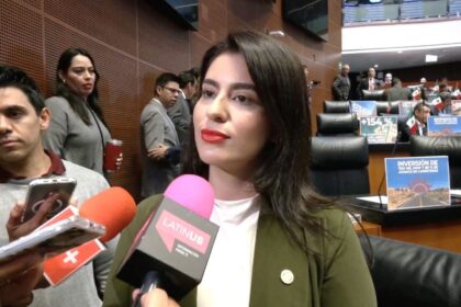 Senadora morenista niega ser “rochista” y reconoce a Rocha Moya como figura