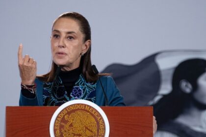 Sheinbaum confirma viaje a China en noviembre para participar en APEC