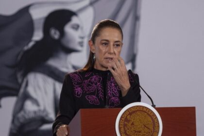 Sheinbaum justifica traslado de Ernesto Ruffo a Ensenada tras orden judicial