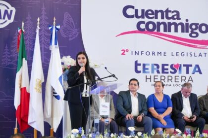 Tere Herrera resalta la importancia de la familia en su Segundo Informe Legislativo