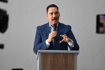 Toño se suma al rechazo de la Ley Antimeme