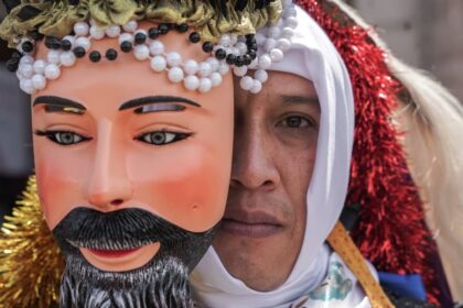 tres hermanos mantienen en san juan nuevo la tradicion de Tres hermanos mantienen en San Juan Nuevo la tradición de mascareros