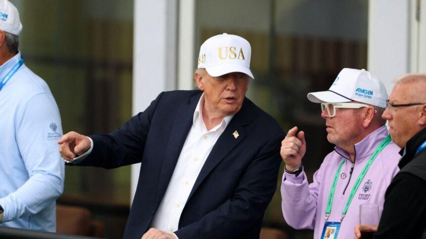trump llega en helicoptero e interrumpe abierto de irlanda bajo Trump llega en helicóptero e interrumpe Abierto de Irlanda bajo fuertes medidas de seguridad