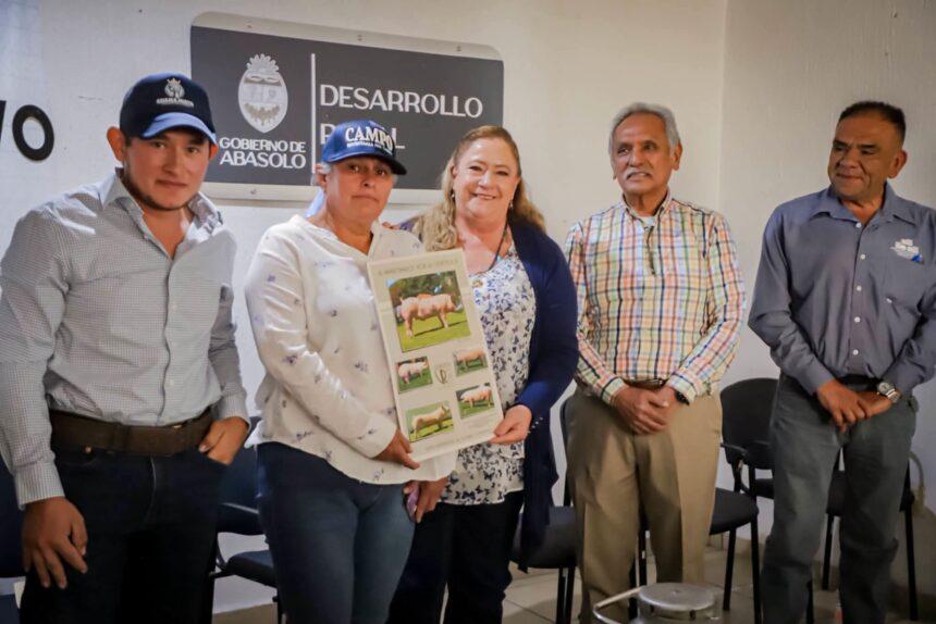 Abasolo impulsa la producción pecuaria mediante el programa Ganado Productivo