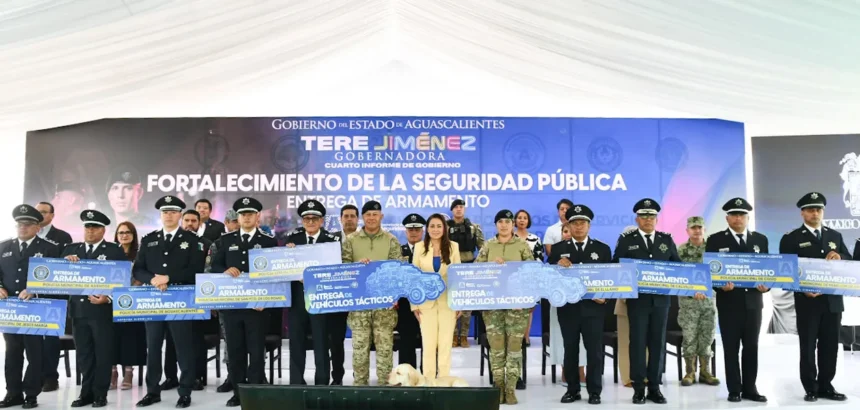 Aguascalientes recibe vehículos y armas de Tere Jiménez