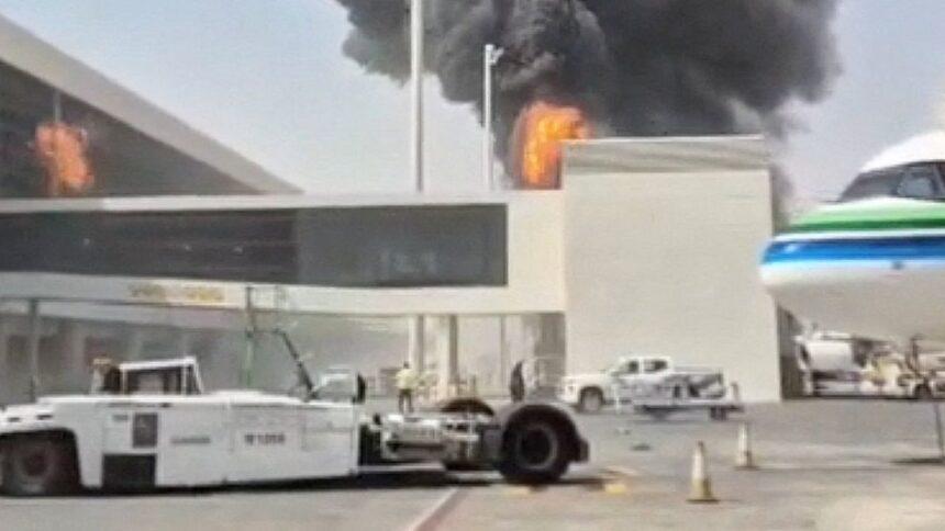 Ataque contra aeropuerto en Arabia Saudita deja un muerto y 11 heridos