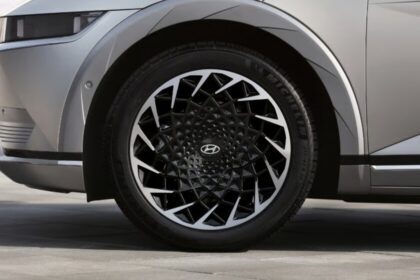 Autos eléctricos: llantas presentan hasta 20% más desgaste que autos a gasolina