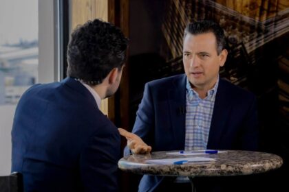 Bonilla ajusta estrategia ante el caso de Maru Campos y su exfiscal