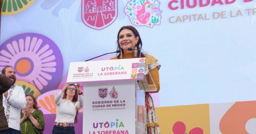 Brugada inaugura Utopía y lanza mensaje a Maru Campos