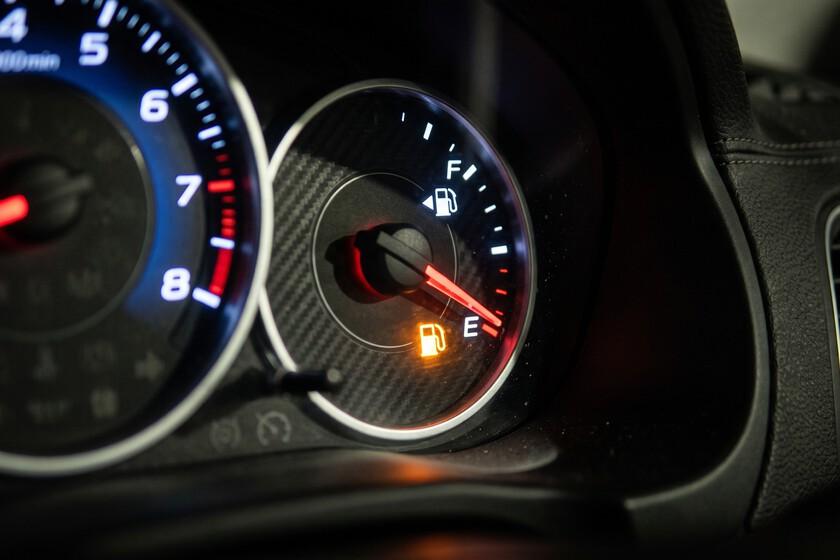 conducir con bajo nivel de combustible provoca fallas costosas en Conducir con bajo nivel de combustible provoca fallas costosas en el sistema