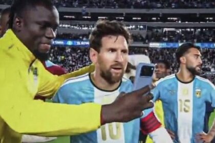 Critican a Messi por evitar a un jugador de Benín que buscaba fotografiarse con él