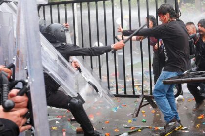 Detienen a 39 personas en Guadalajara por protesta; exigen liberarlas