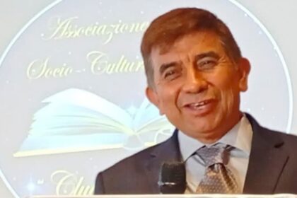 Elías Pérez Valencia: del Boing a la poesía transatlántica
