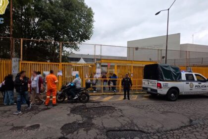 Encapuchados toman Preparatoria 1 de la UNAM; suspenden actividades