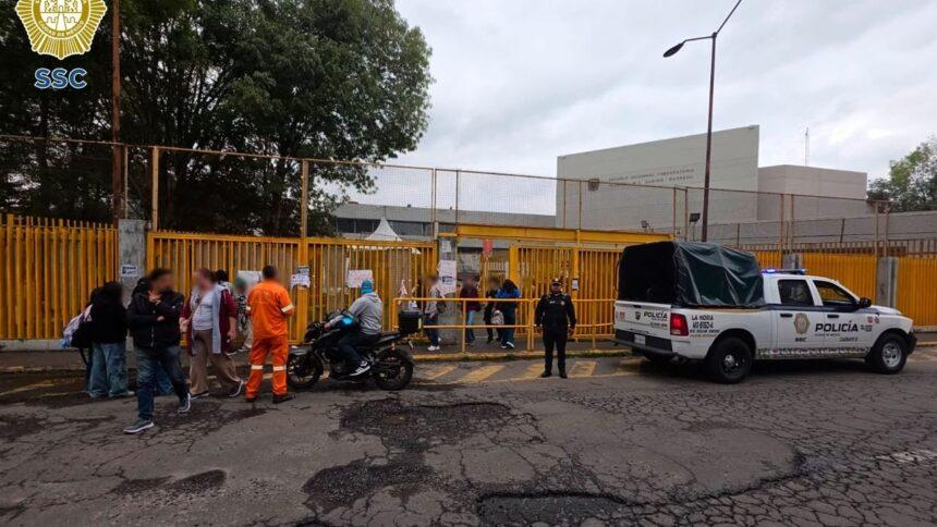 Encapuchados toman Preparatoria 1 de la UNAM; suspenden actividades
