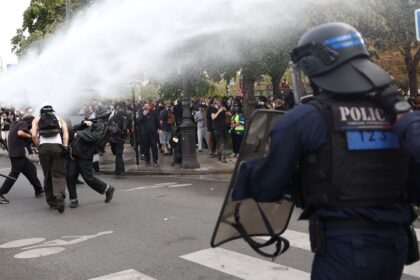 Francia registra protestas estudiantiles con más de 250 mil manifestantes y casi 500 detenidos